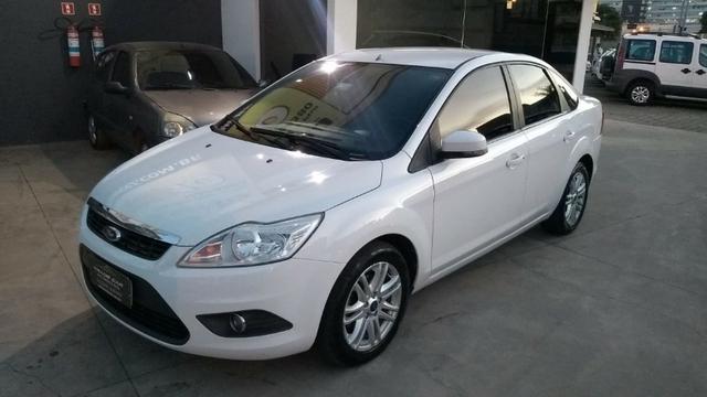 Ford Focus Glx 2.0 aut. completo !!!2013 (Pedro Manta (27) *) - Foto 2
