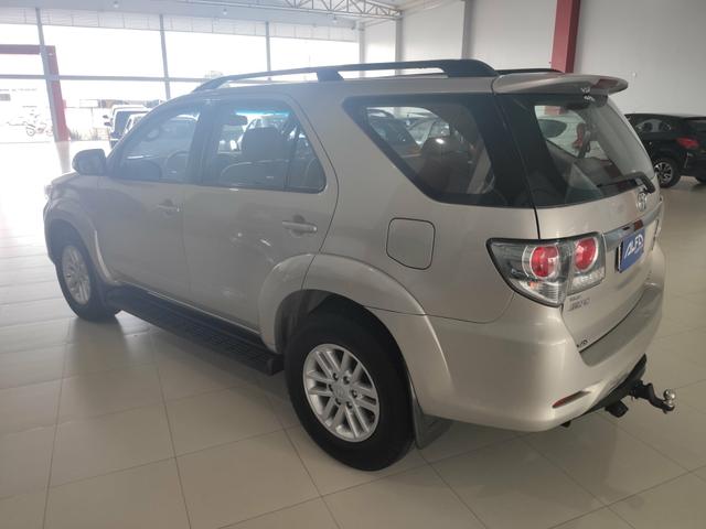 Hilux SW4 12/13 7 lugares - Foto 5