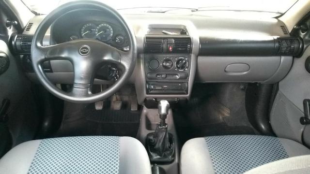 Corsa Sedan Classic Life 1.0 Flex - Foto 10