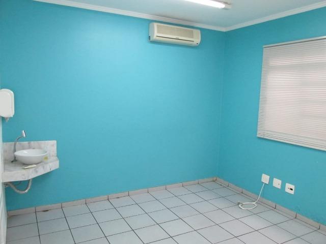 Casa Comercial - R. Sen. Souza Naves - (Próx. Av. Bandeirante - em frente Clinilab) - Foto 14