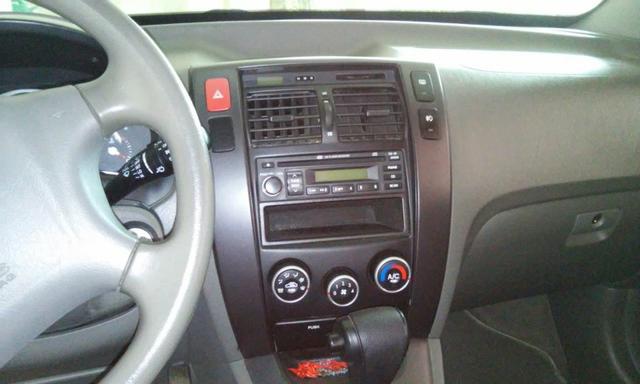 Hyundai Tucson GL 2.0 Automática Prata Torrando Abaixo da FIPE !!!! - Foto 13