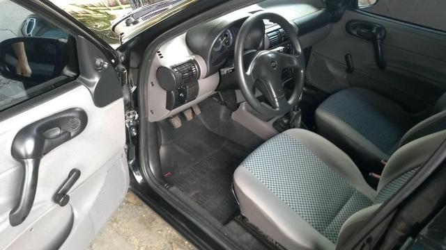 Corsa Sedan Classic Life 1.0 Flex - Foto 9