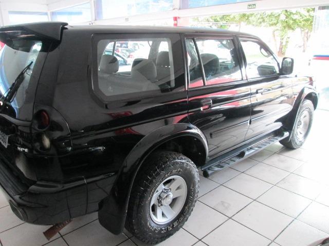 Mitsubishi pajero sport 4x4 automatica diesel - Foto 4