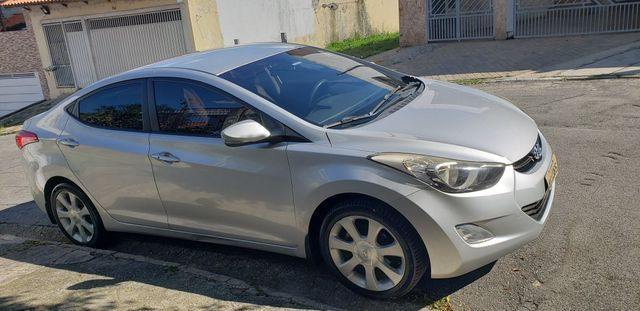 Hyundai Elantra 2013 - Foto 3