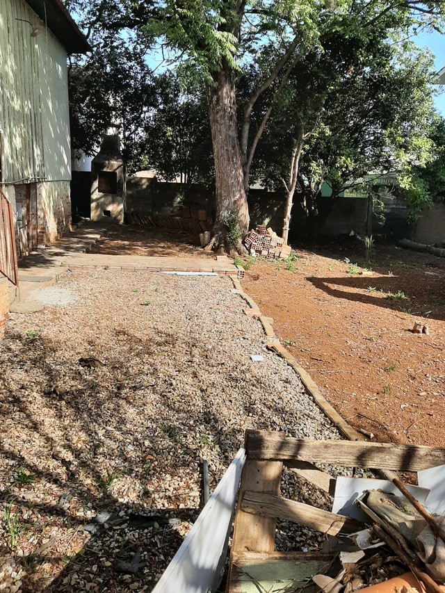 Lote de esquina- Uvaranas- 390 m2
