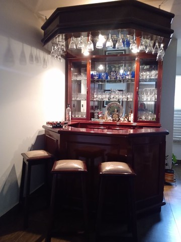 Bar tipo Cristaleira - Objetos de decoração - Setor de Habitações  Individuais Norte, Brasília 1163319497 | OLX