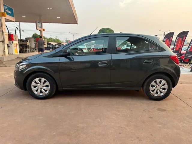 ONIX 1.0 LT 2019 MANUAL MUITO NOVO É NA GARAGEM MULTIMARCAS ! - Foto 3