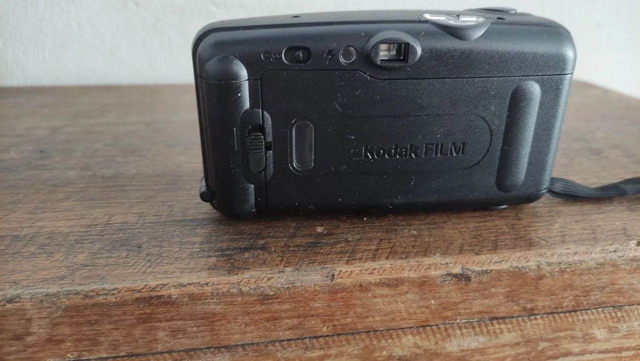 Câmera Kodak 35 - Analógica vintage ( leia o anúncio) - Foto 2