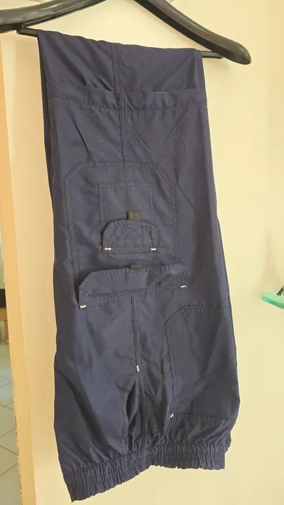 Calça Vira Bermuda com Multi-Bolsos,"Nova"!64319873545859122