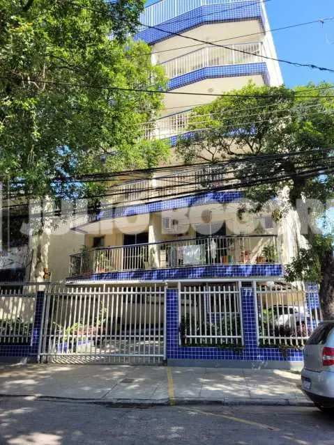 JULIO BOGORICIN VENDE - VILA ISABEL - VARANDA - 2 QUARTOS - 1SUITE - 1 VAGA
