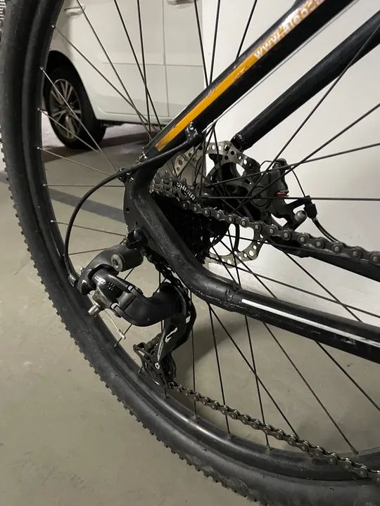 Bicicleta GTM Mountain Bike Aro 29 com 21 marchas  - Foto 3