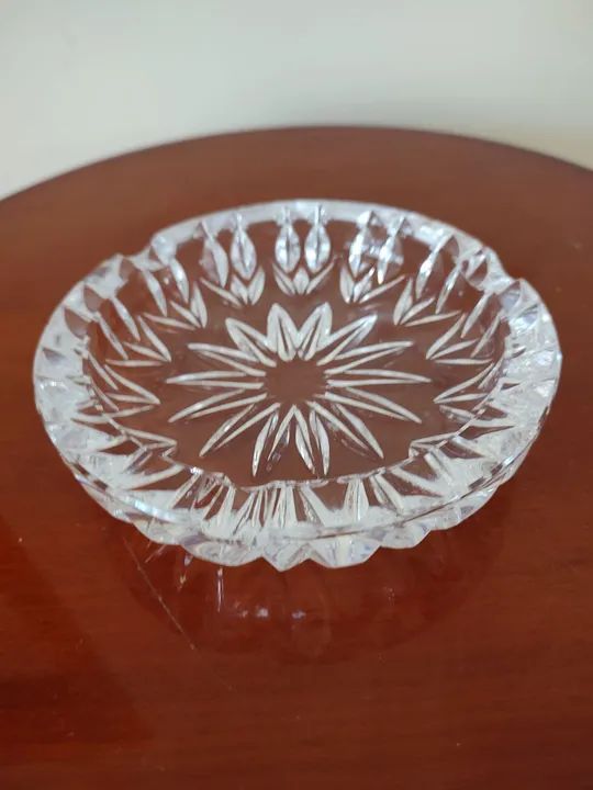 Cinzeiro de cristal 