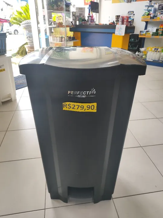 Lixeira 100L com Pedal PERFECT