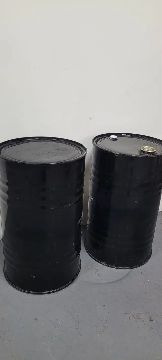 Tambor / tonel de ferro pequeno usados  - Foto 2