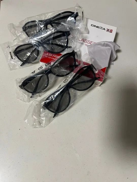 4 óculos 3D LG para tv nunca usado. Oportunidade