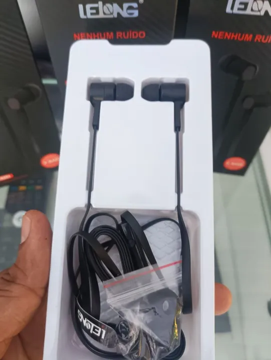 Fone de ouvido intra auricular com fio qualidade e durabilidade