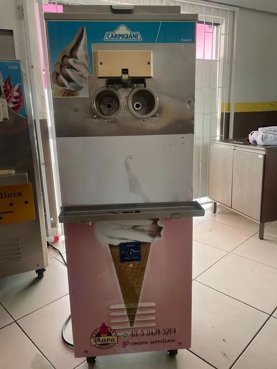 Máquina de sorvete expresso  Marca: Carpigiani