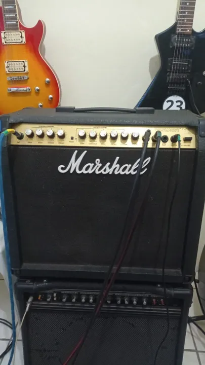 Amplificador Marshall Valvestate 8040