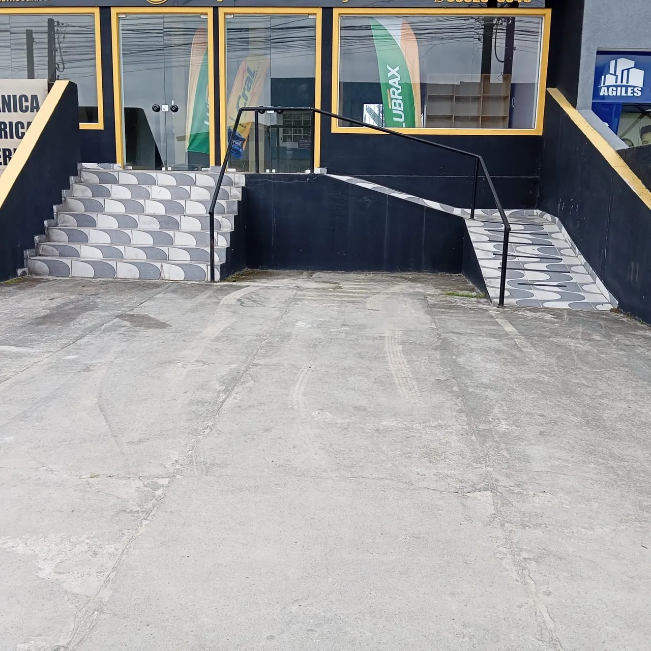 Aluga_se sala comercial