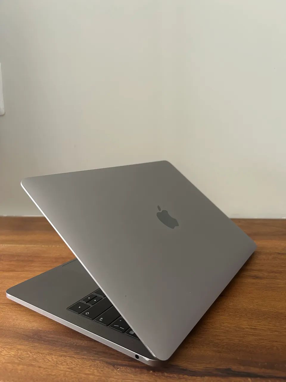 MacBook Pro 2019 TouchBar 256GB -A2159 - Computadores e Desktops