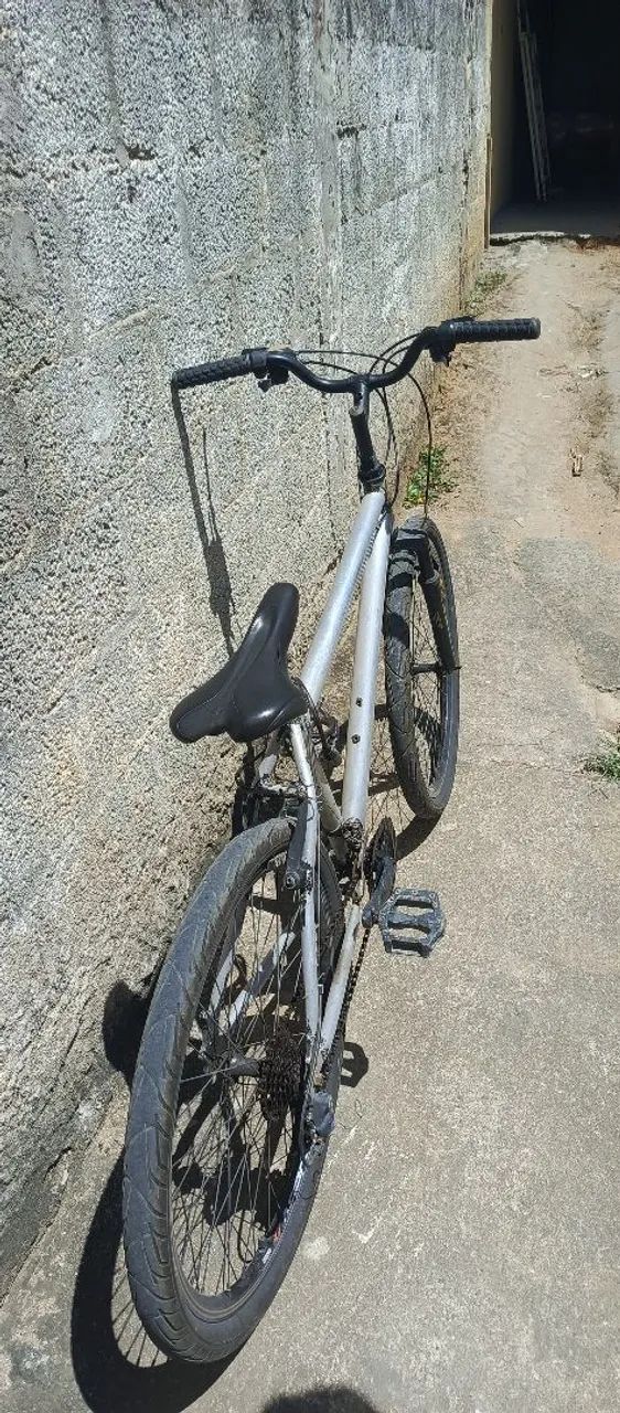 Bicicleta de alumínio aro 26 - Foto 2