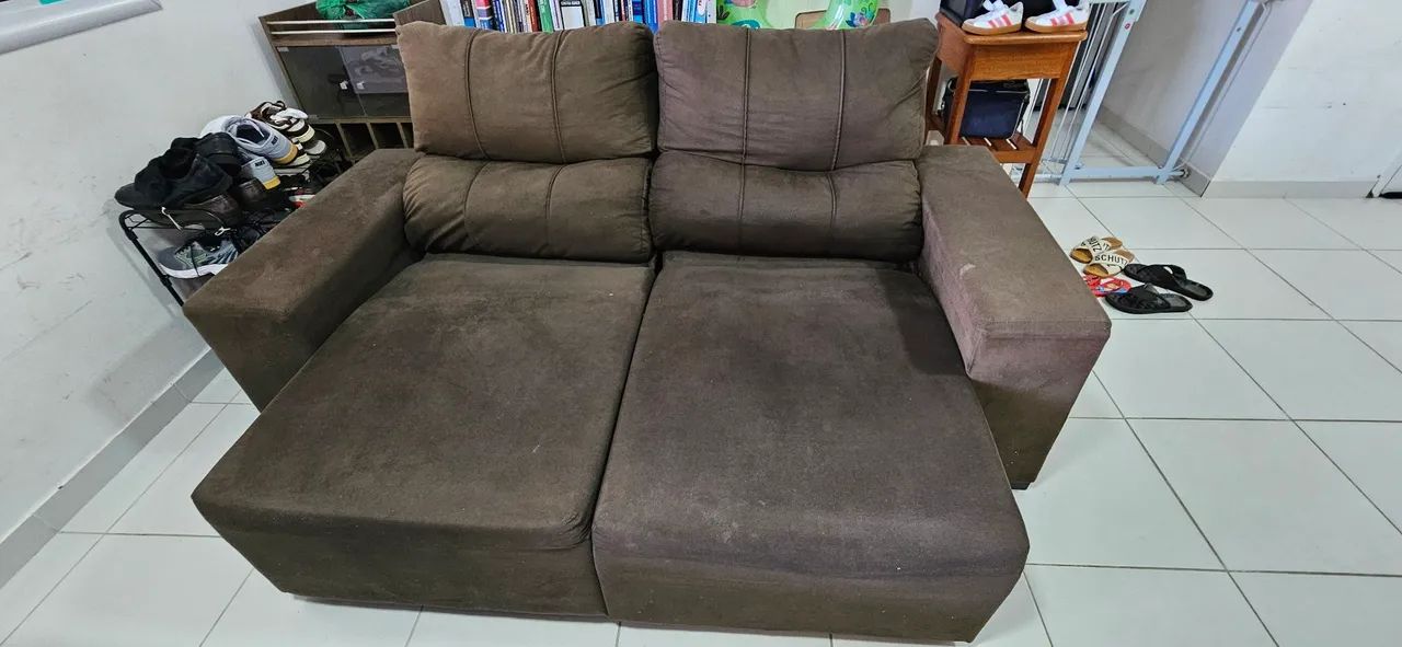 Sofá retrátil reclinável