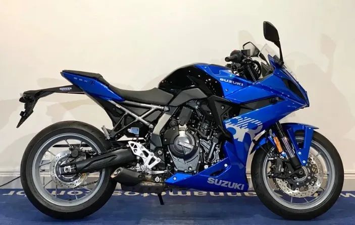 875 US8.5 26.5センチ　新品 Smart Tv Qled 75