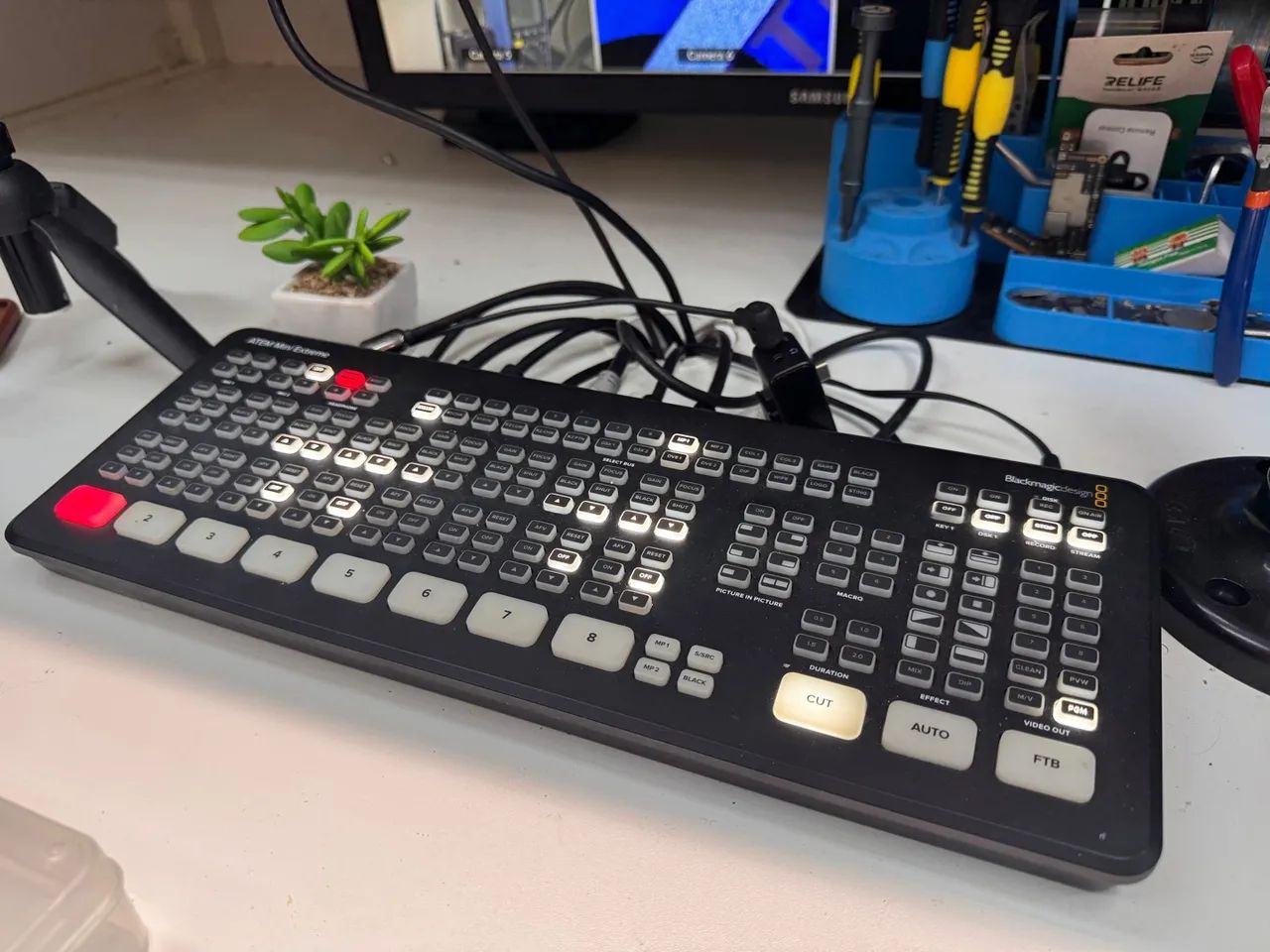 Atem Mini Extreme Blackmagicdesign  - Foto 2