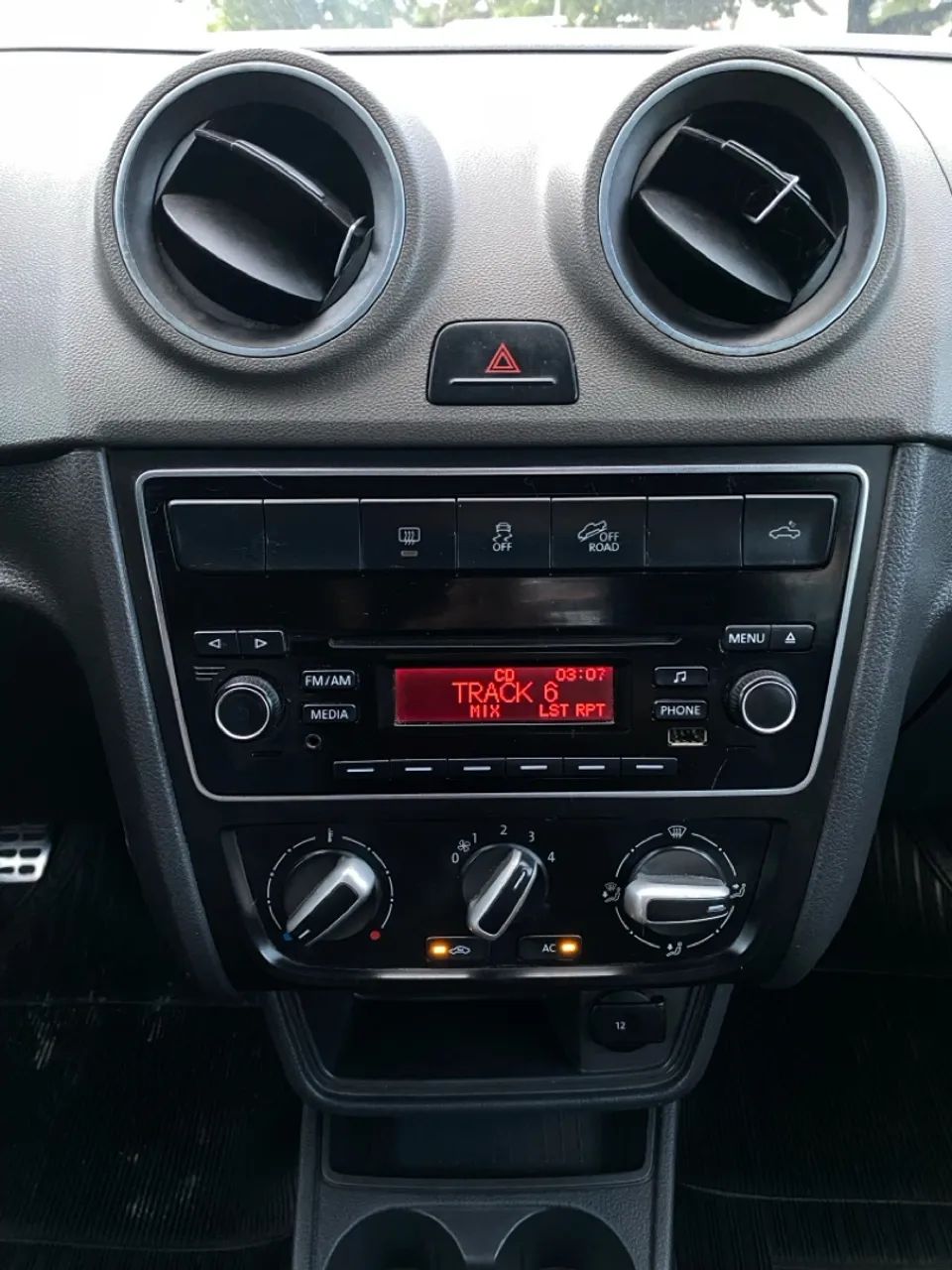 SAVEIRO CD CROSS 1.6 FLEX COMPLETA 