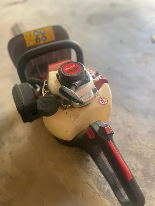 Aparador de cerca viva  a gasolina  - Foto 3