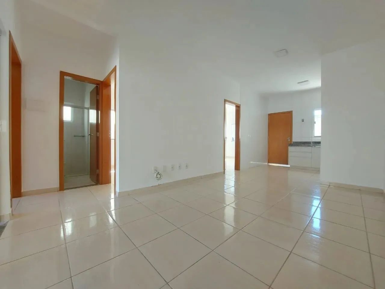 CASA EM CONDOMINIO FECHADO. 173M, 3Q, 1S, 2B, 3V, LAZER. - Foto 5