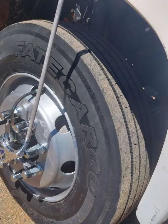 Caminhão caçamba  - Foto 6