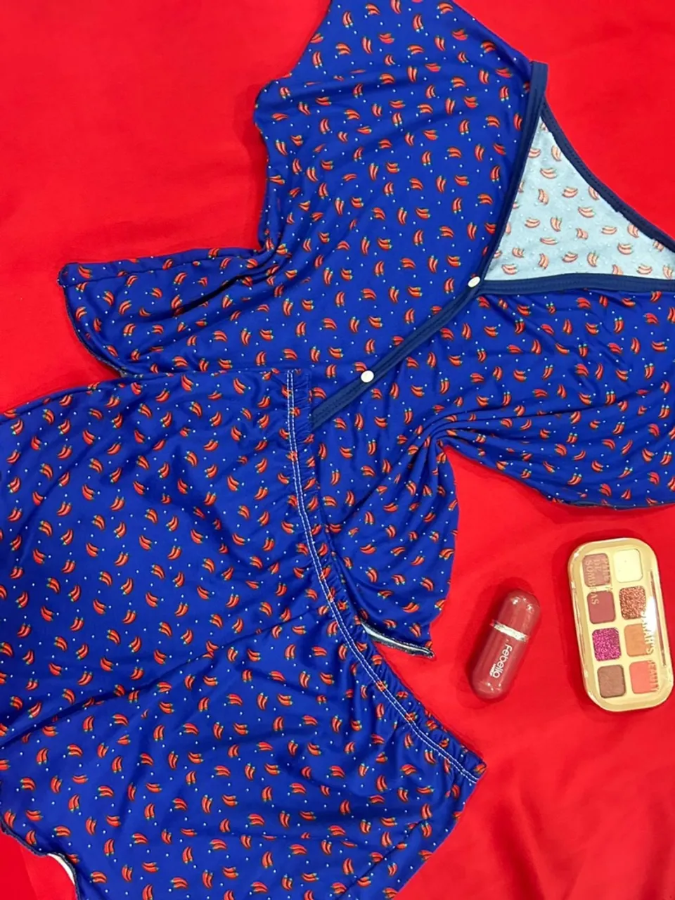 Baby doll Virgínia azul com estampa de pimenta