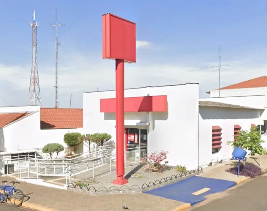 Leilão Santander: Prédio Comercial no Centro de Nova Luzitânia - SP