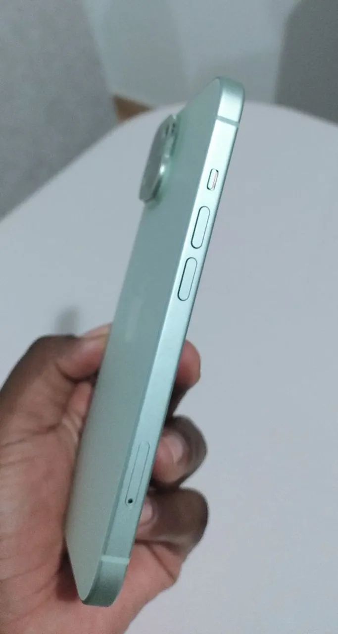 Vendo iPhone 15 (128 GB verde) - Foto 3