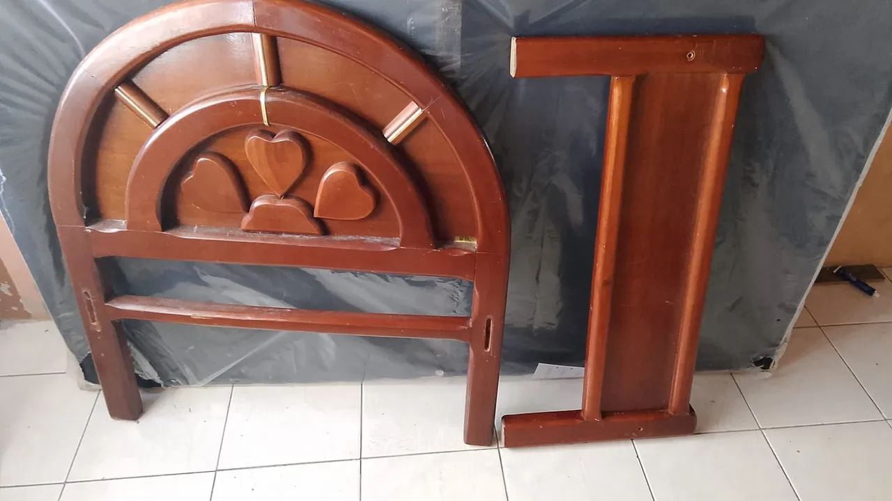Cama base e colchão