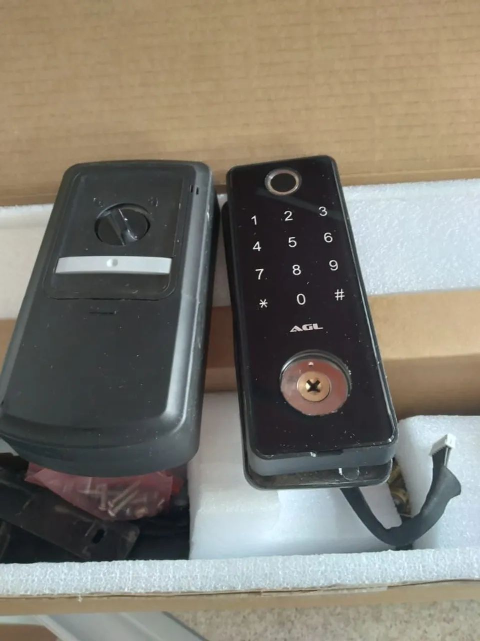 Fechadura eletrônica para porta de entrada em perfeito estado de conservação. - Foto 3