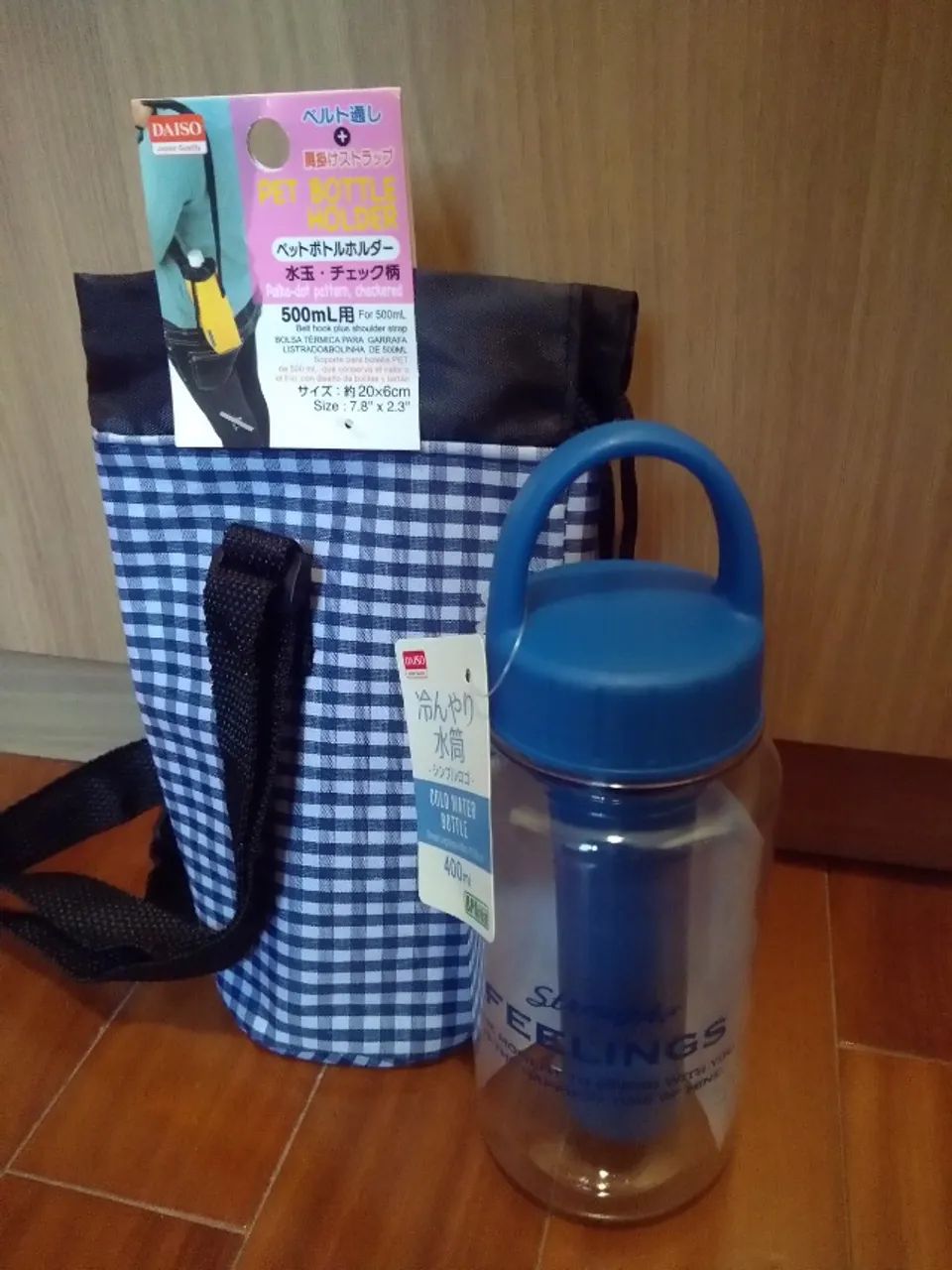 Garrafinha de água + bolsinha térmica