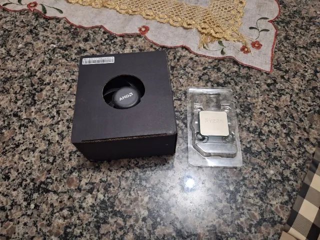 Ryzen 3 2200g + Cooler box - Foto 4
