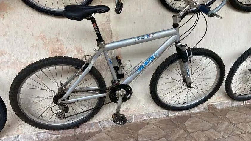 Bicicleta GTS M3 antiga Aro 26 