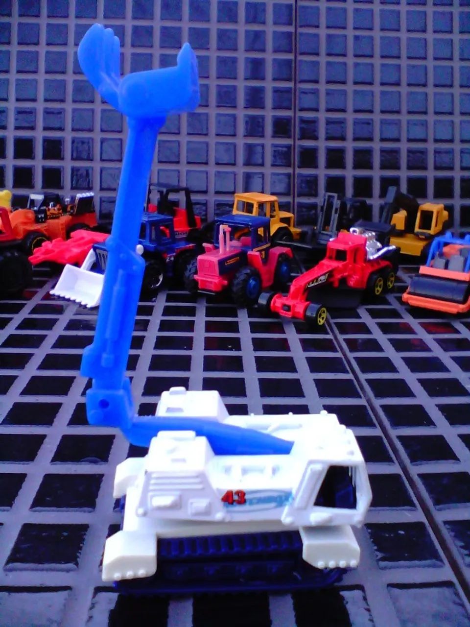 MINIATURA Demolition Machine 43 - 2000 Matchbox - SCL 1/64. - Foto 5