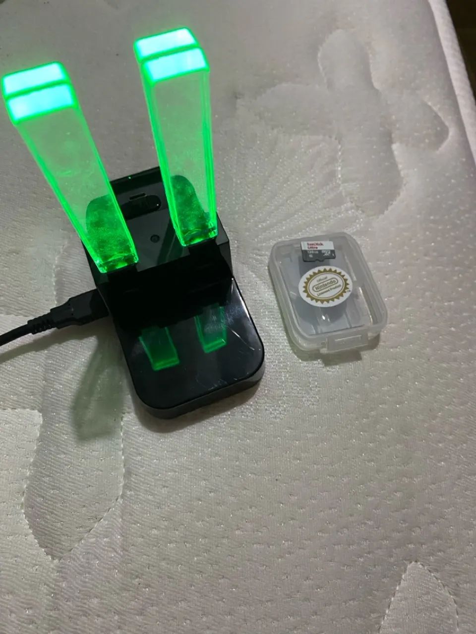 Cartao 128 gigas e carregador 150 reais - Foto 2