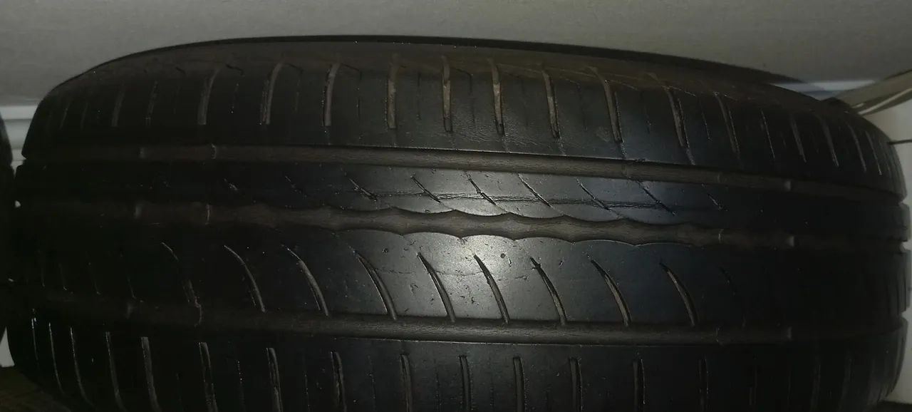Pneu Goodyear 185/60 aro 15 Seminovo  - Foto 3