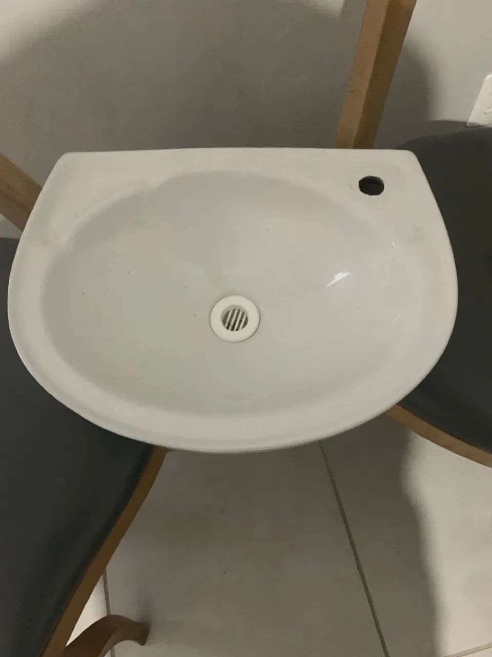 Cuba de cerâmica branca64840784408834122