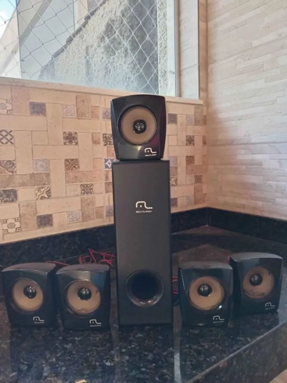 Subwoofer + caixas de som