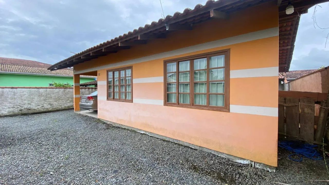 Casa com 2 dormitórios, 79m², à venda em Balneário Barra do Sul - Centro