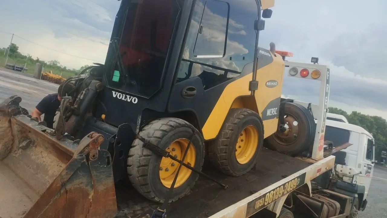 Aluguel - Mini Carregadeira Volvo - Foto 3