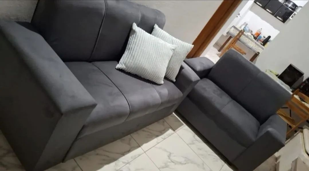 Sofá de Canto e Sofá 2x3 Lugares - Novo