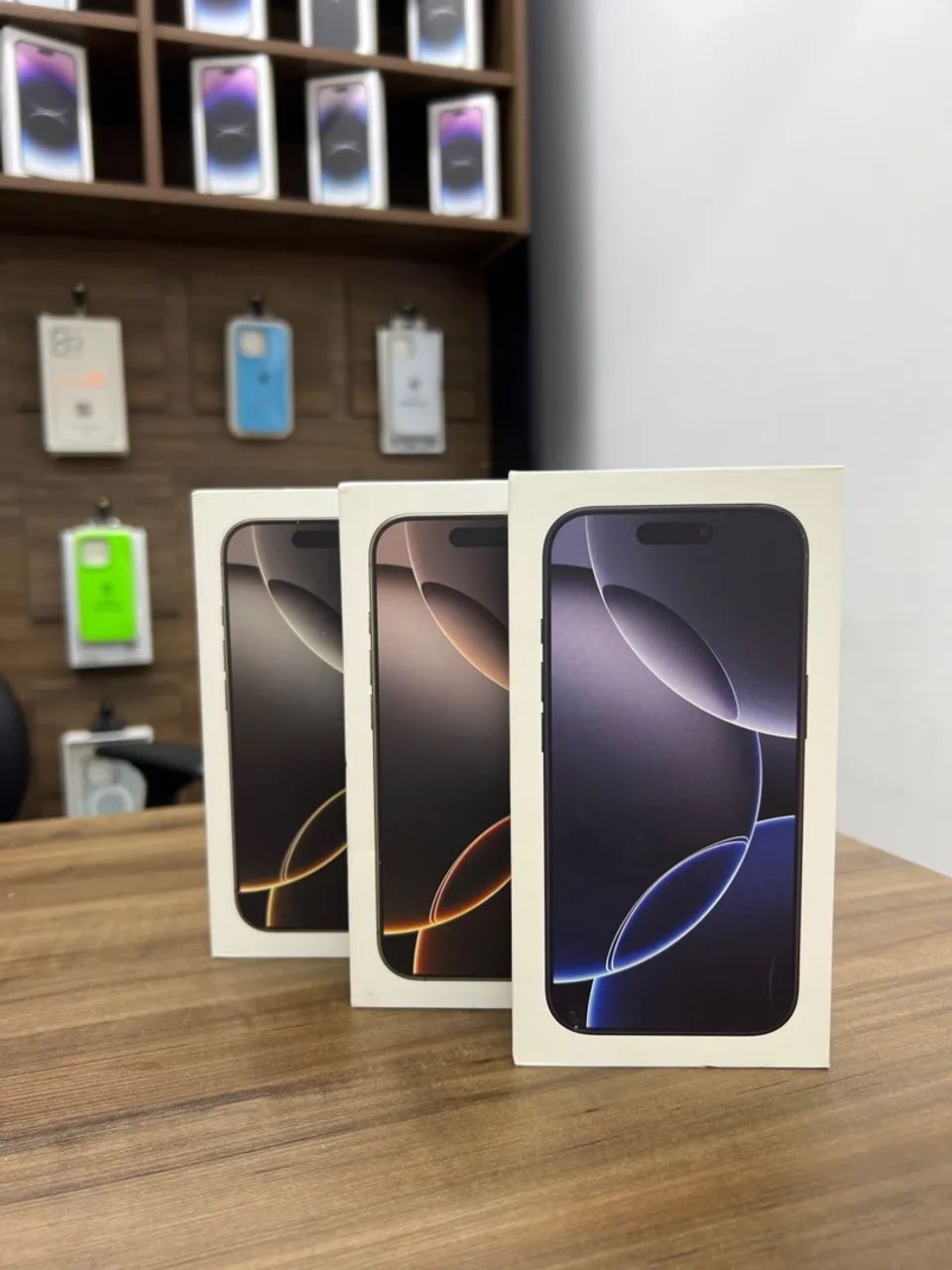 IPHONE 16 PRO 256gigas ( SUPER PROMOÇÃO ) - LOJA JOINVILLE CENTRO 