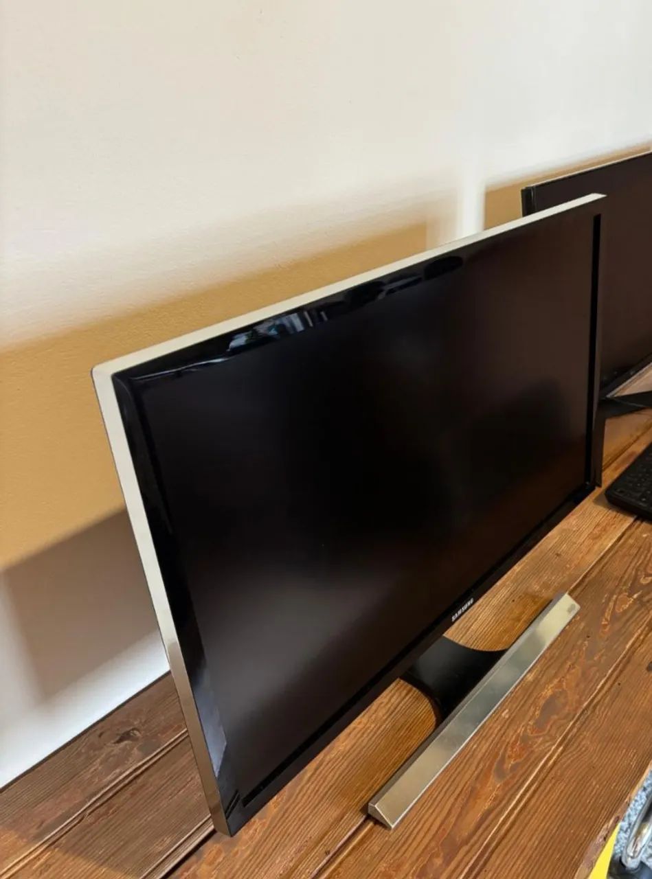 Monitor UHD Samsung 28" 4K, 1ms, HDMI, DP, Preto e cinza, Série UE5 - Foto 5